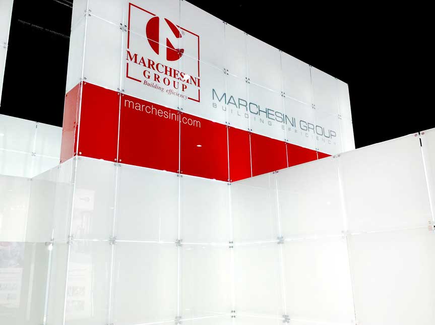 outdoor_stand
