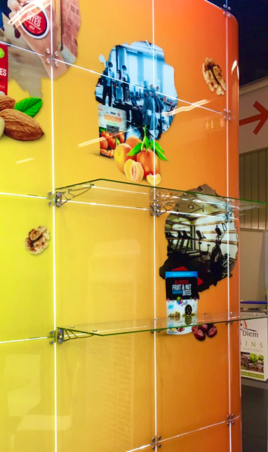 Exhibition stand shelves