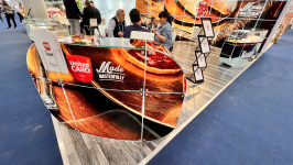 United Caro printed stand