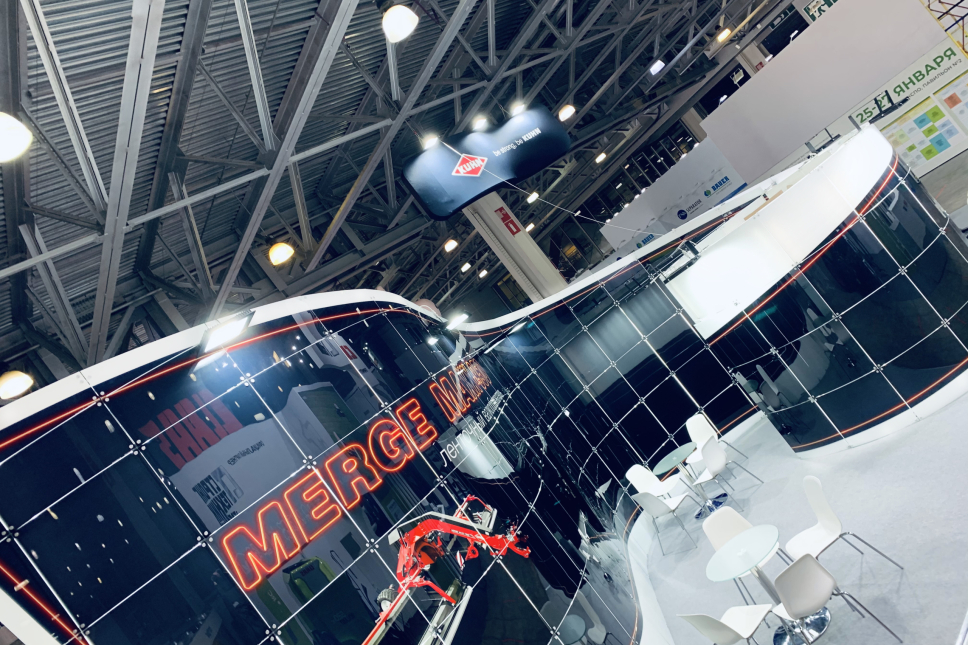 kuhn tailor made stand